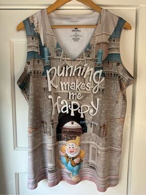 Disney RunDisney Happy Castle “Running Makes Me Happy” Running Tank Women’s XL